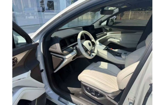 Denza N7, 702km Premium, пробіг 16 тисяч км